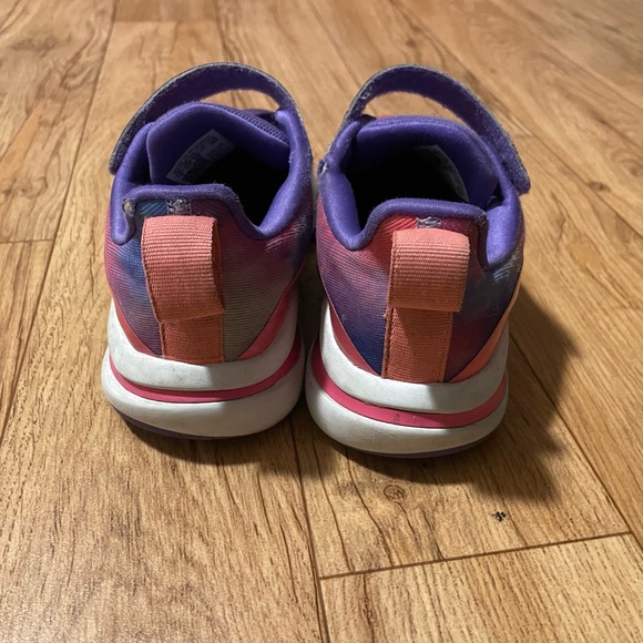 Adidas youth size 1 unicorn colored sneakers - Picture 7 of 8